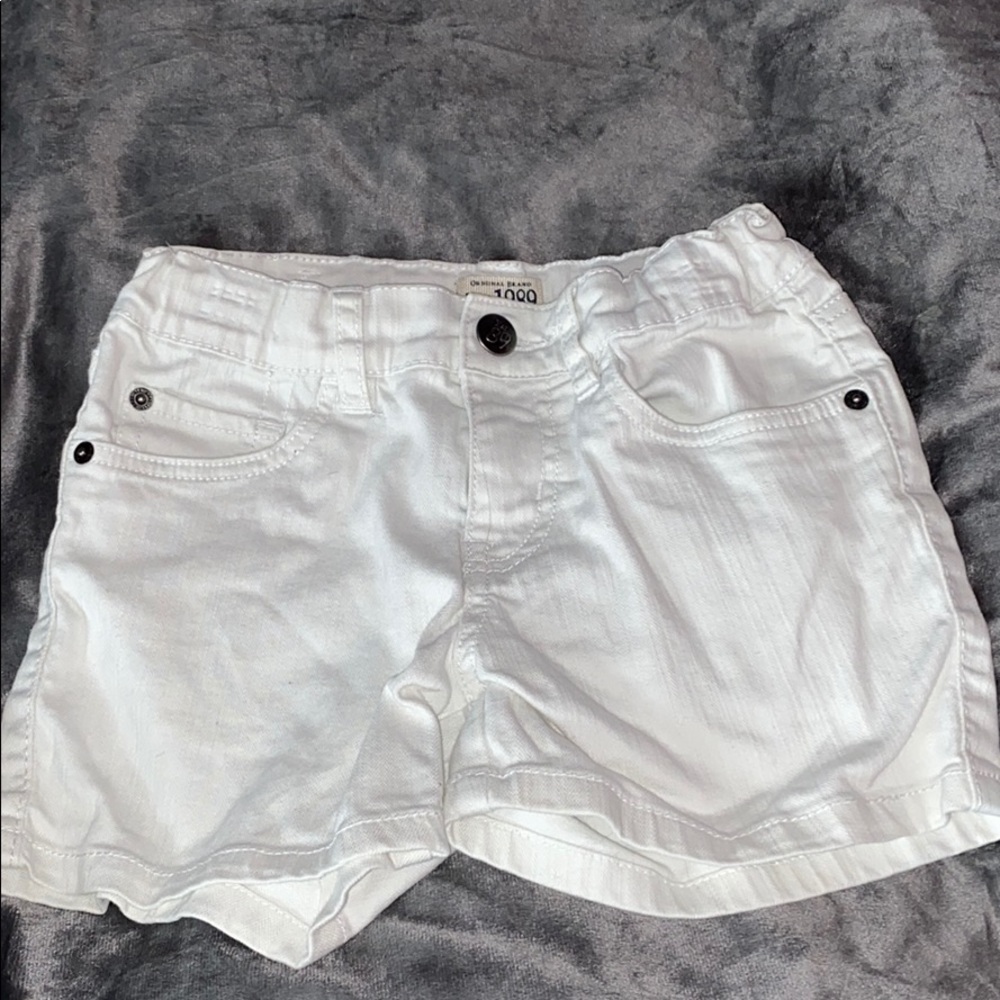 White jean shorts size 10